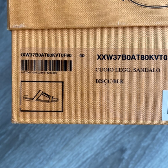 Tod’s leopard calf hair & black leather sandals. $ Firm - Picture 9 of 13